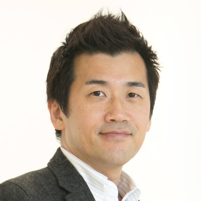 中村 建助 氏